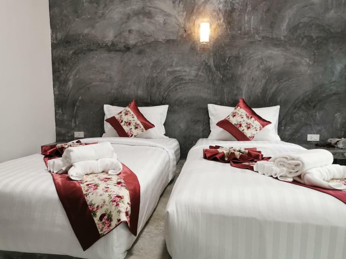 ホテルLaila​ Place Ko Lanta エクステリア 写真