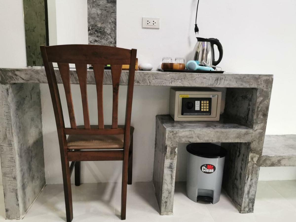 ホテルLaila​ Place Ko Lanta エクステリア 写真