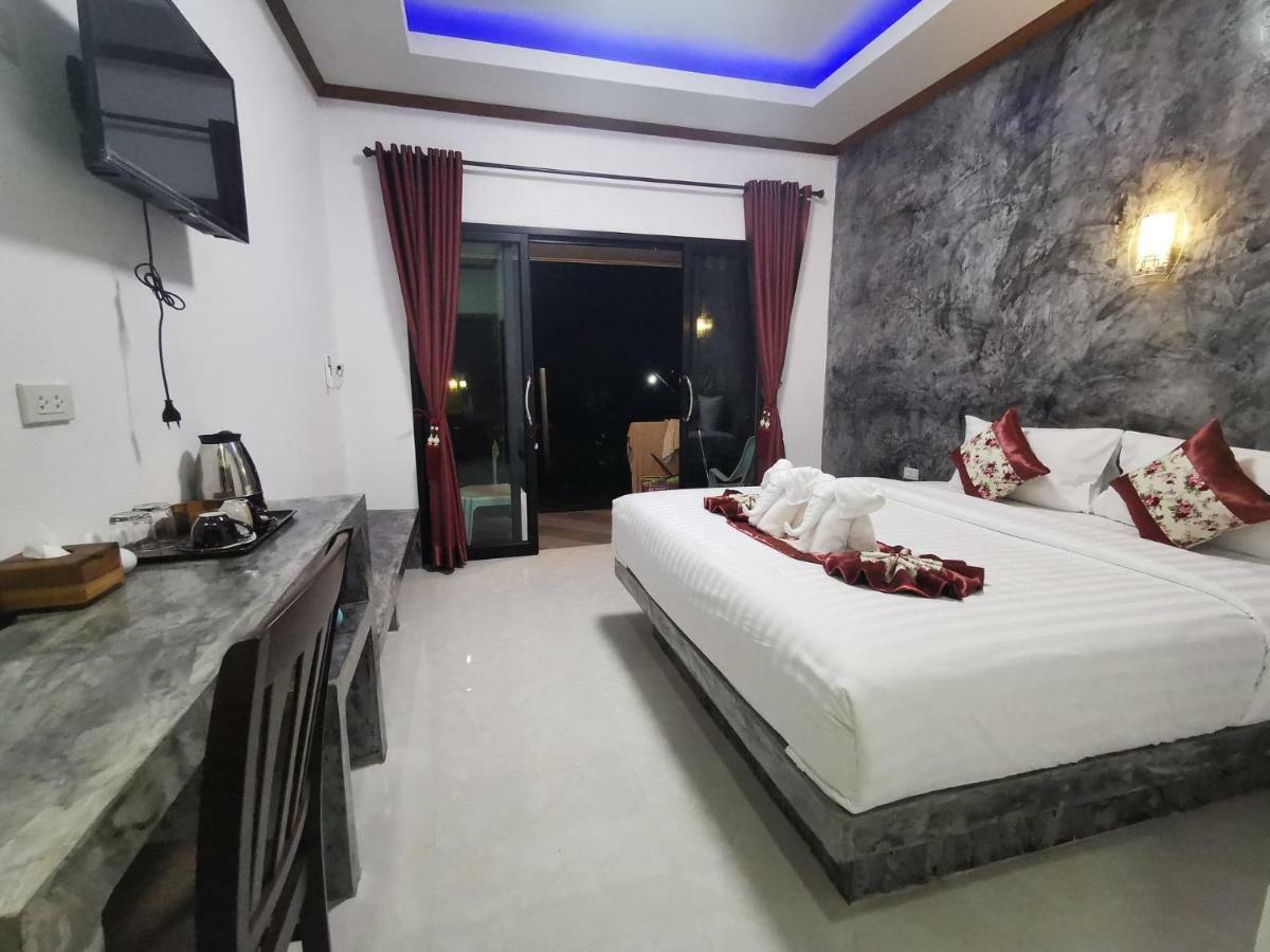 ホテルLaila​ Place Ko Lanta エクステリア 写真