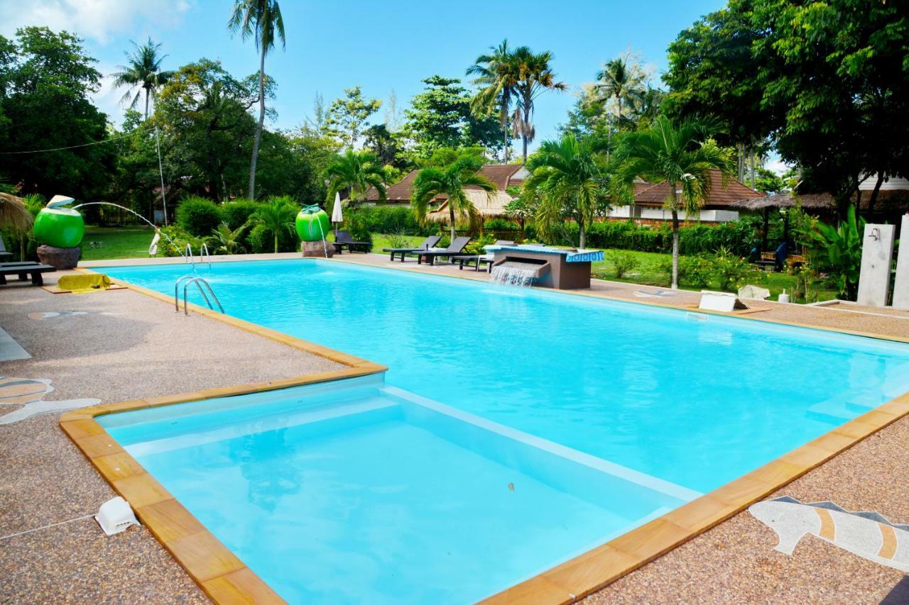 ホテルLaila​ Place Ko Lanta エクステリア 写真